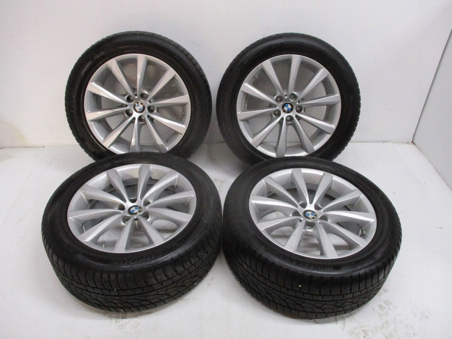 wheels discs tyres BMW 5 G30 R18 M+S RUN FLAT