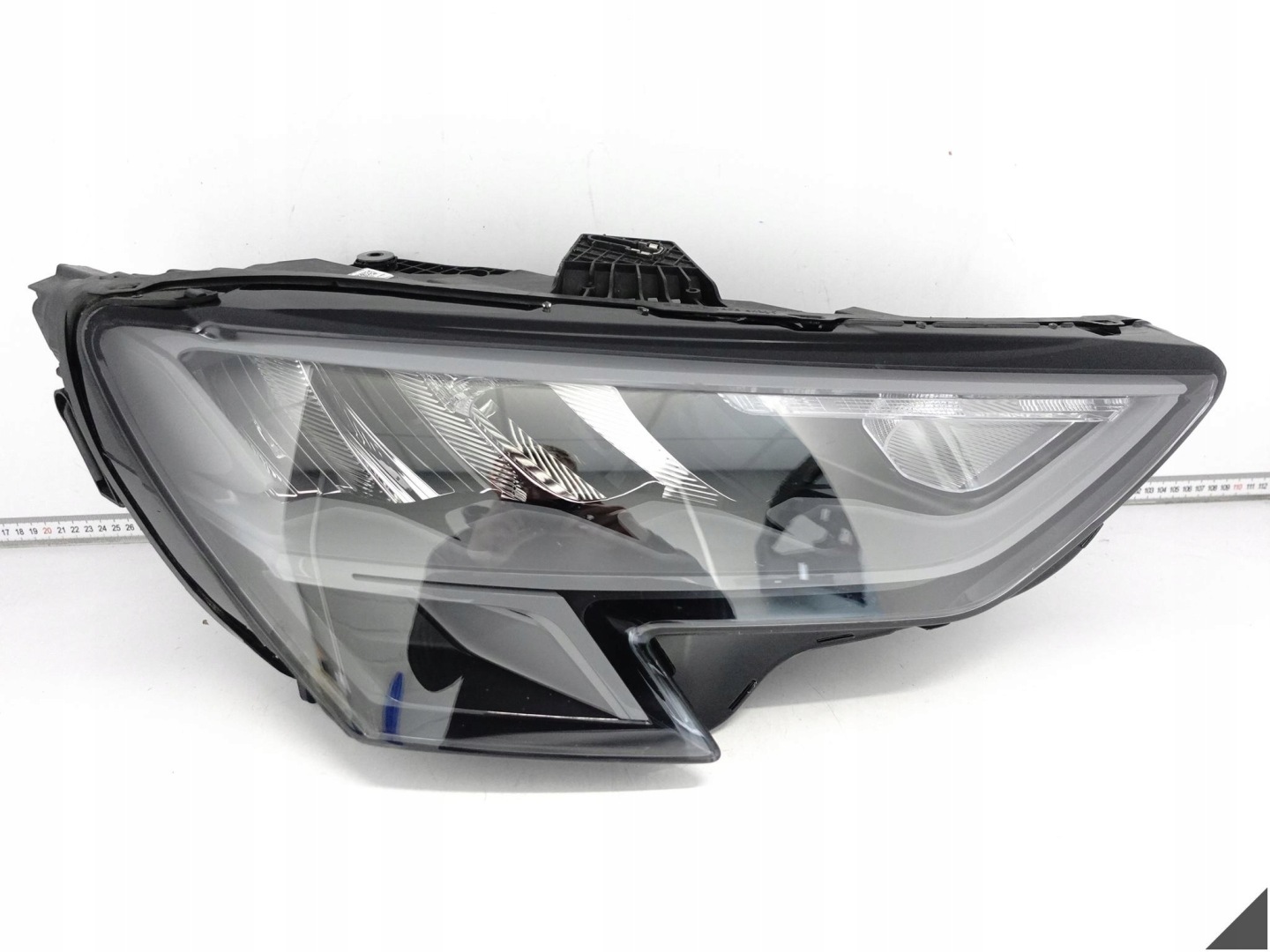 AUDI A3 S3 8Y0 20-23 light HEADLIGHT BASIS FULL LED right front EUROPA
