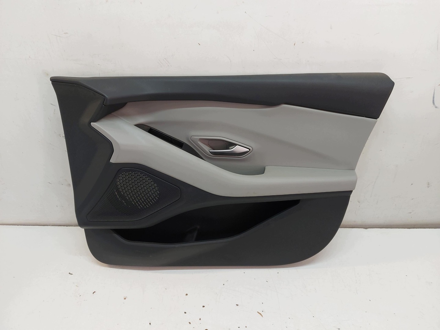 Ford Explorer Capri VII R2KB upholstery door front right R2KB-R23942