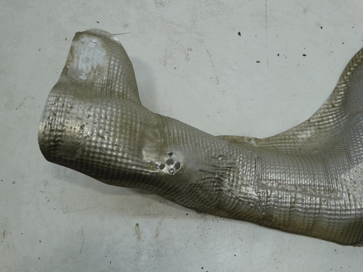 zaštita toplinska auspuha CITROEN C4 CACTUS 1.6 BLUEHDI 16R. 9678584680