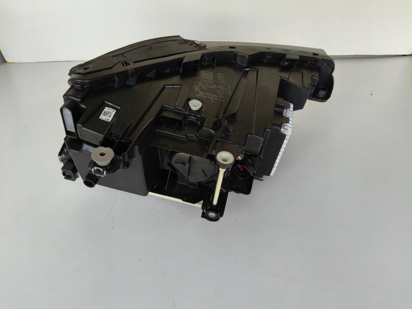 light left REFLEKTOR AUDI Q4 89A FULL LED MATRIX