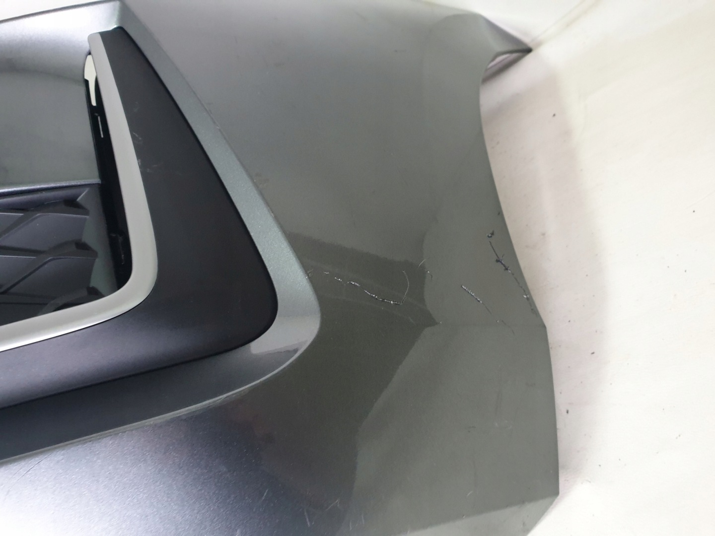 SKODA SUPERB IV 3P0 23-> bumper front front 4 x PDC cover 3P0807221