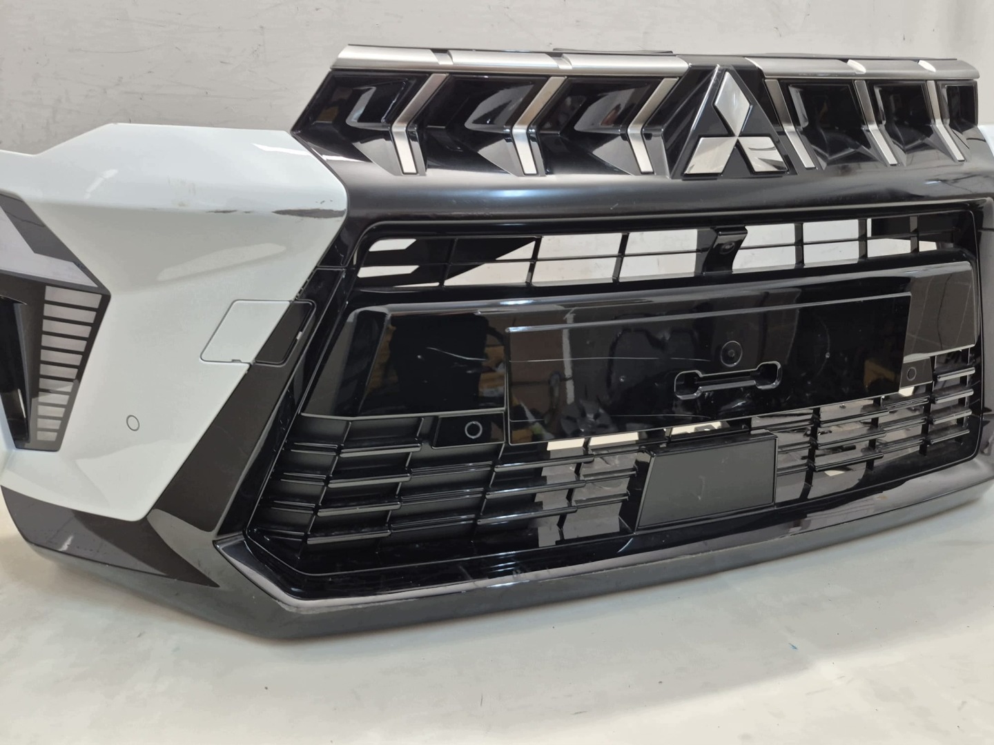 MITSUBISHI ASX II LIFT 24- bumper front front grill RADAR PDC KAMERA