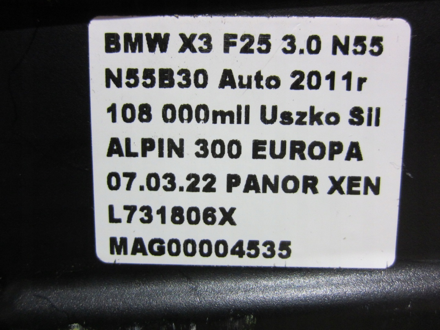 BMW X3 F25 OPARCIE bracciolo SENSATEC SCHWARZ