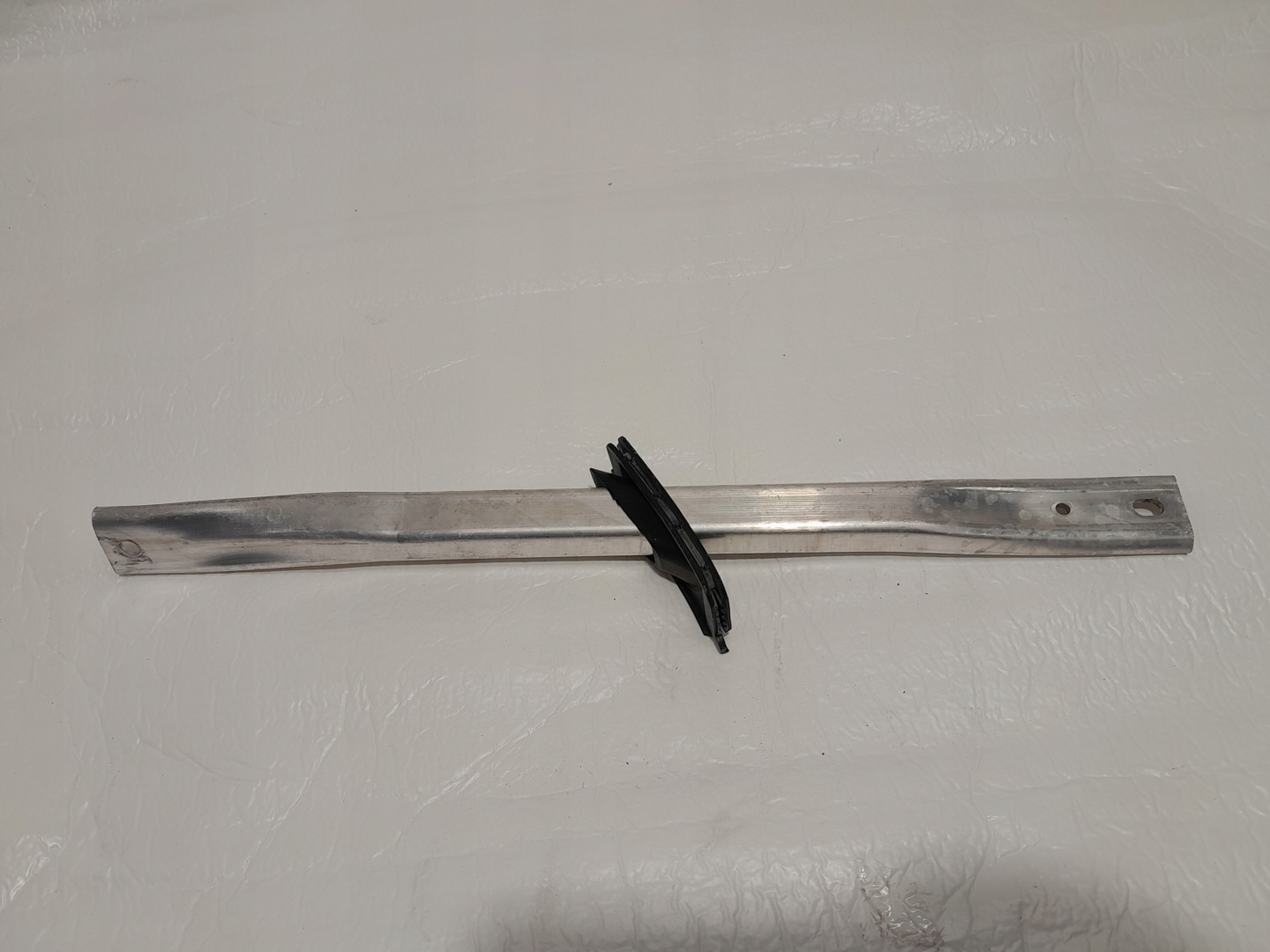 AUDI A4 B9 LIFT příčka podpěra levá 8W0805645B