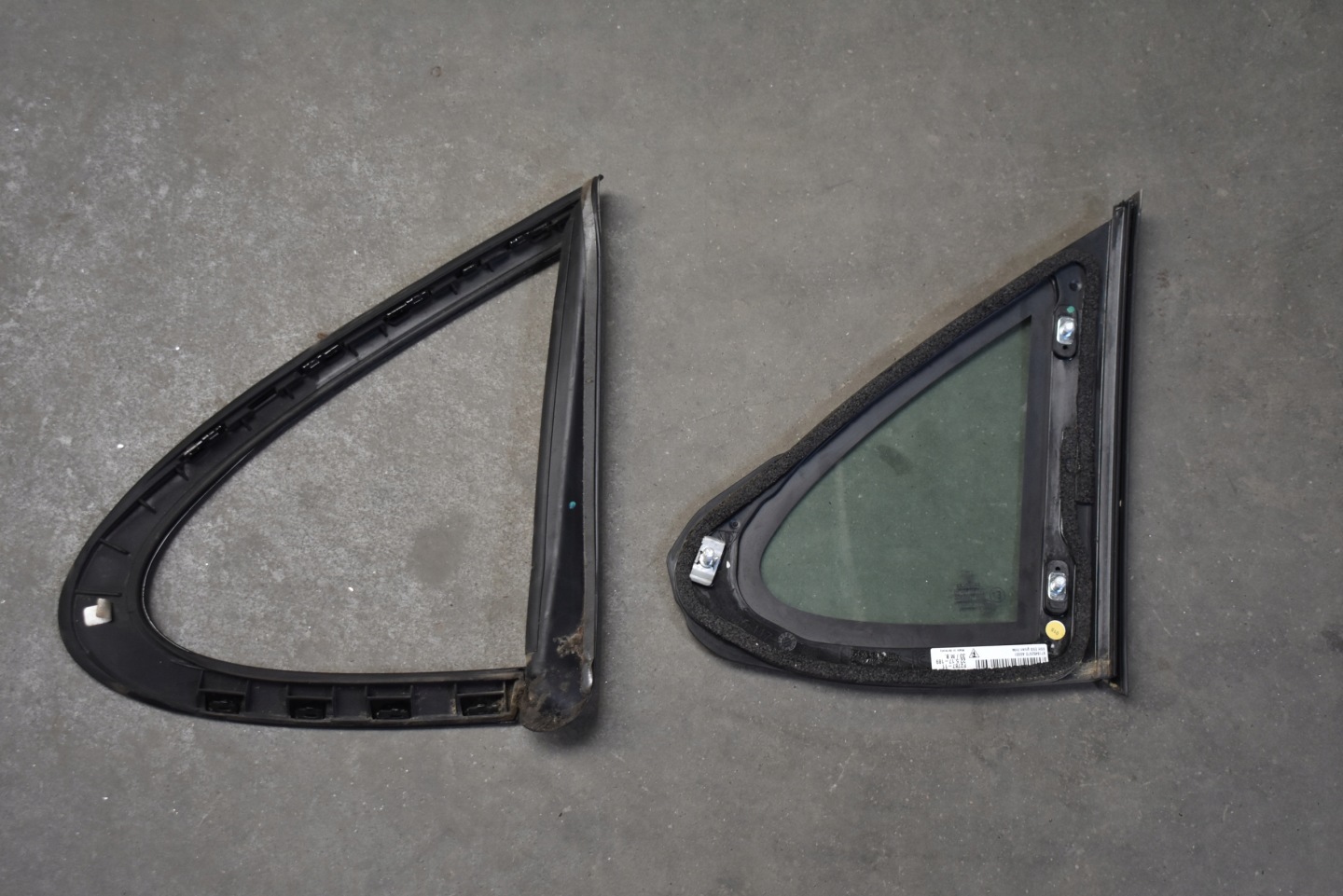 IDEALNA window bodywork left PORSCHE PANAMERA 971 AS2 17R. 1