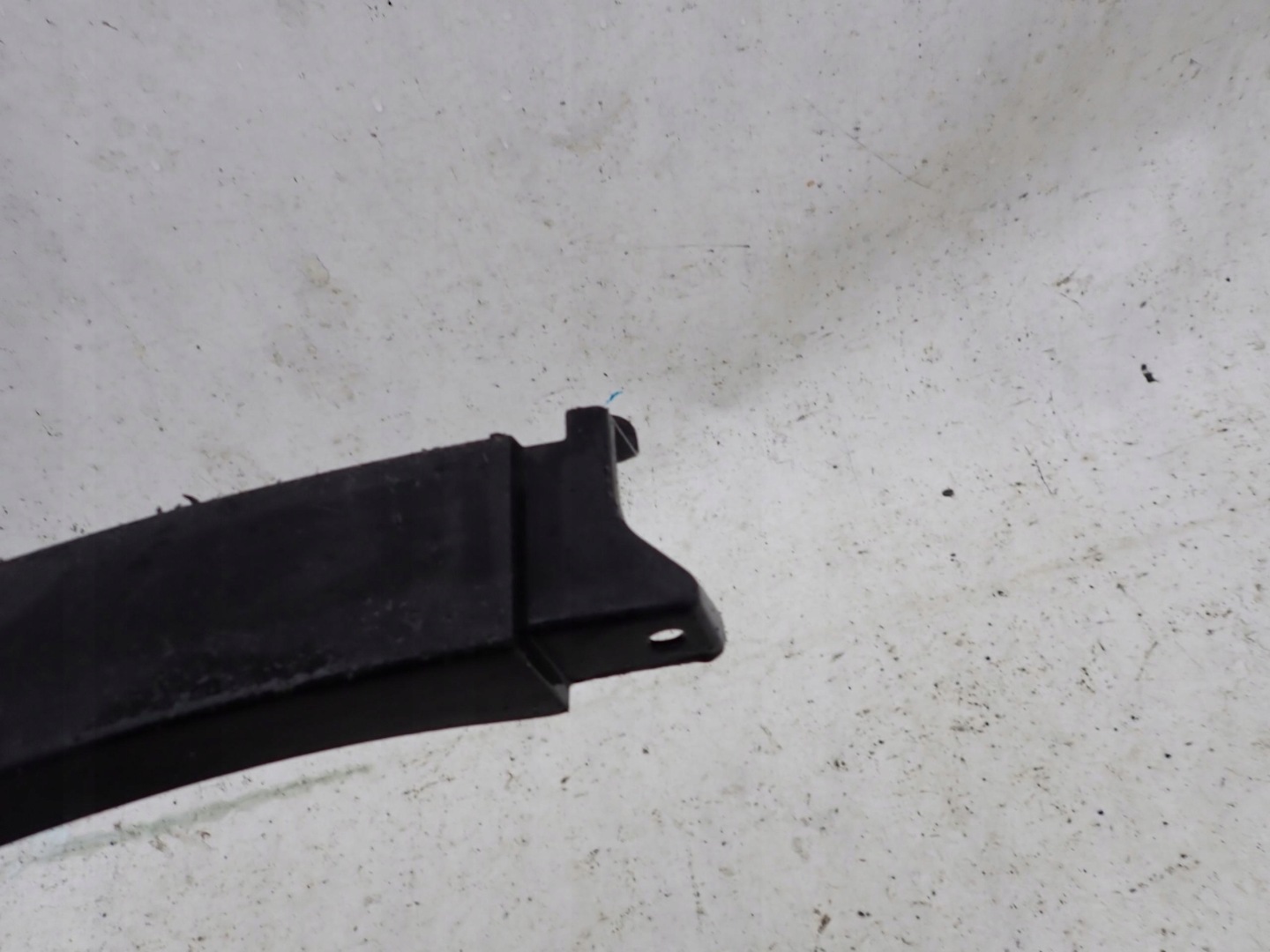 SUZUKI VITARA II 2 15- moulding cap right rear part