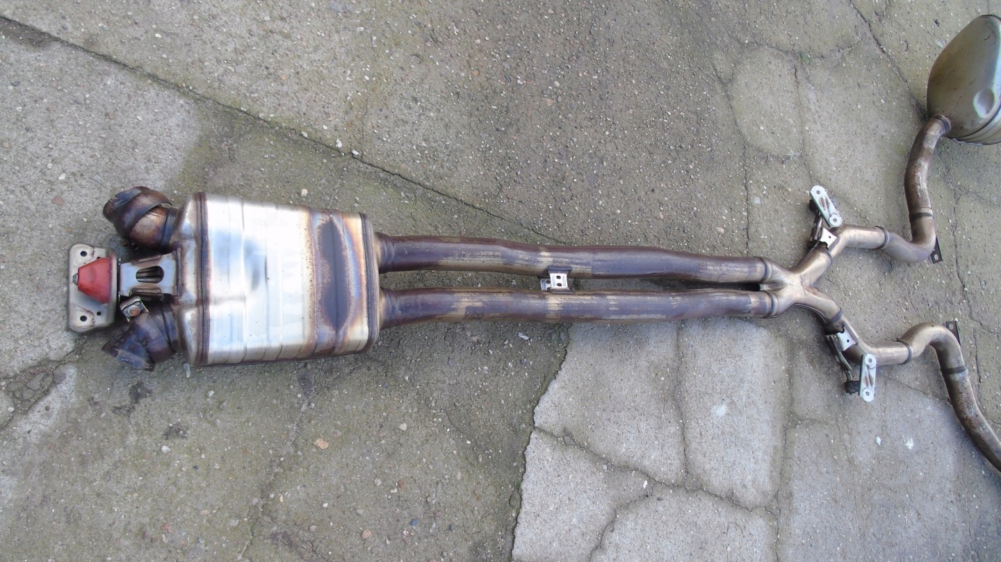 TLUMIK KOMPLET PORSCHE PANAMERA 971 17