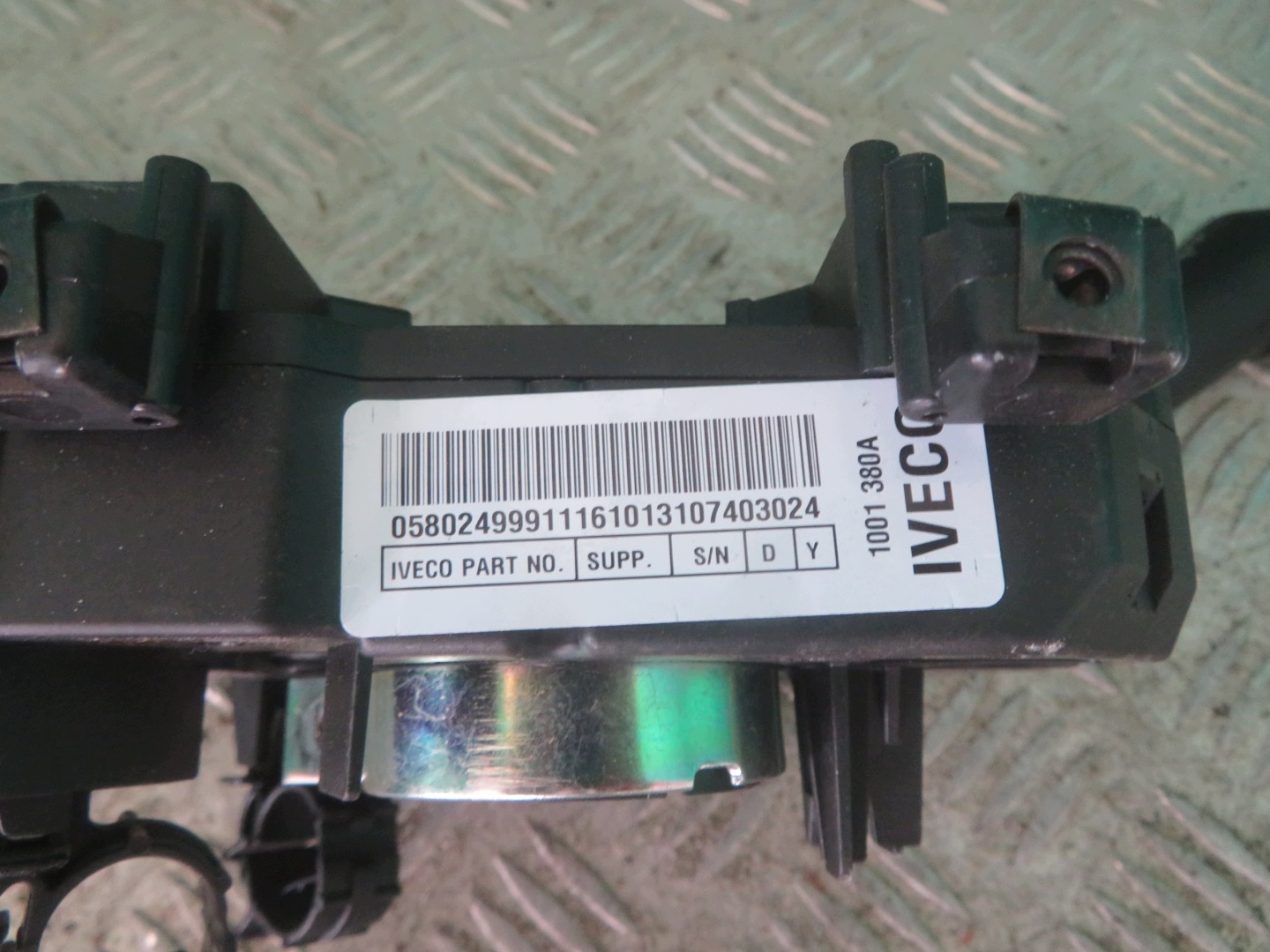 DEVIO LUCI TERGICRISTALLO TERGI IVECO DAILY 24R 05802499911