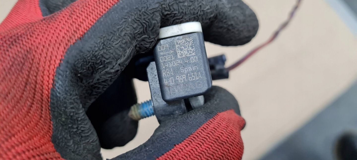 A6 C7 4G LIFT impact sensor KOSTKA connecting spoiler 4H0959651A A7 4G S7
