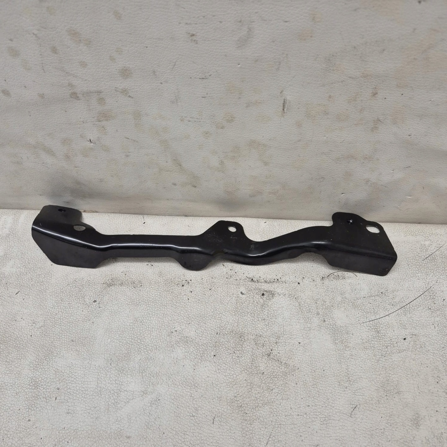 TESLA MODEL Y 20-> Poignée Support plaque Console Aile Droite Avant