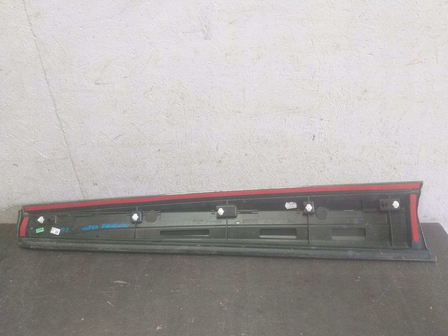 door moulding right front CUPRA FORMENTOR 5FF854940B