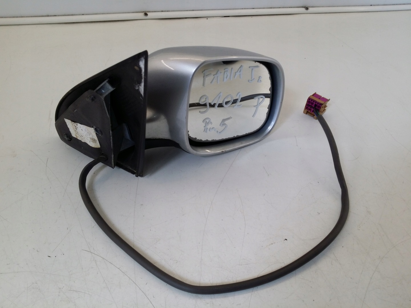 mirror right 9102 5 PIN Skoda Fabia II 1,4 TDI