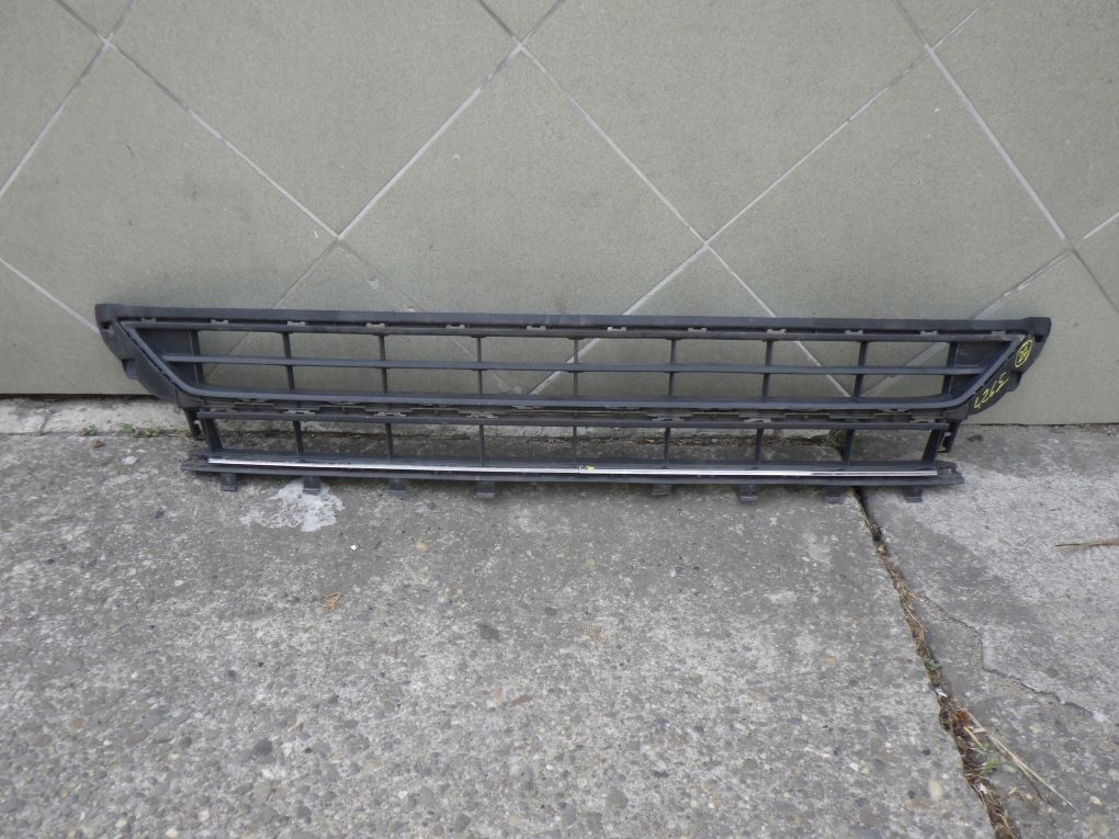 VW POLO 2G 2GA 2018- grid of a bumper