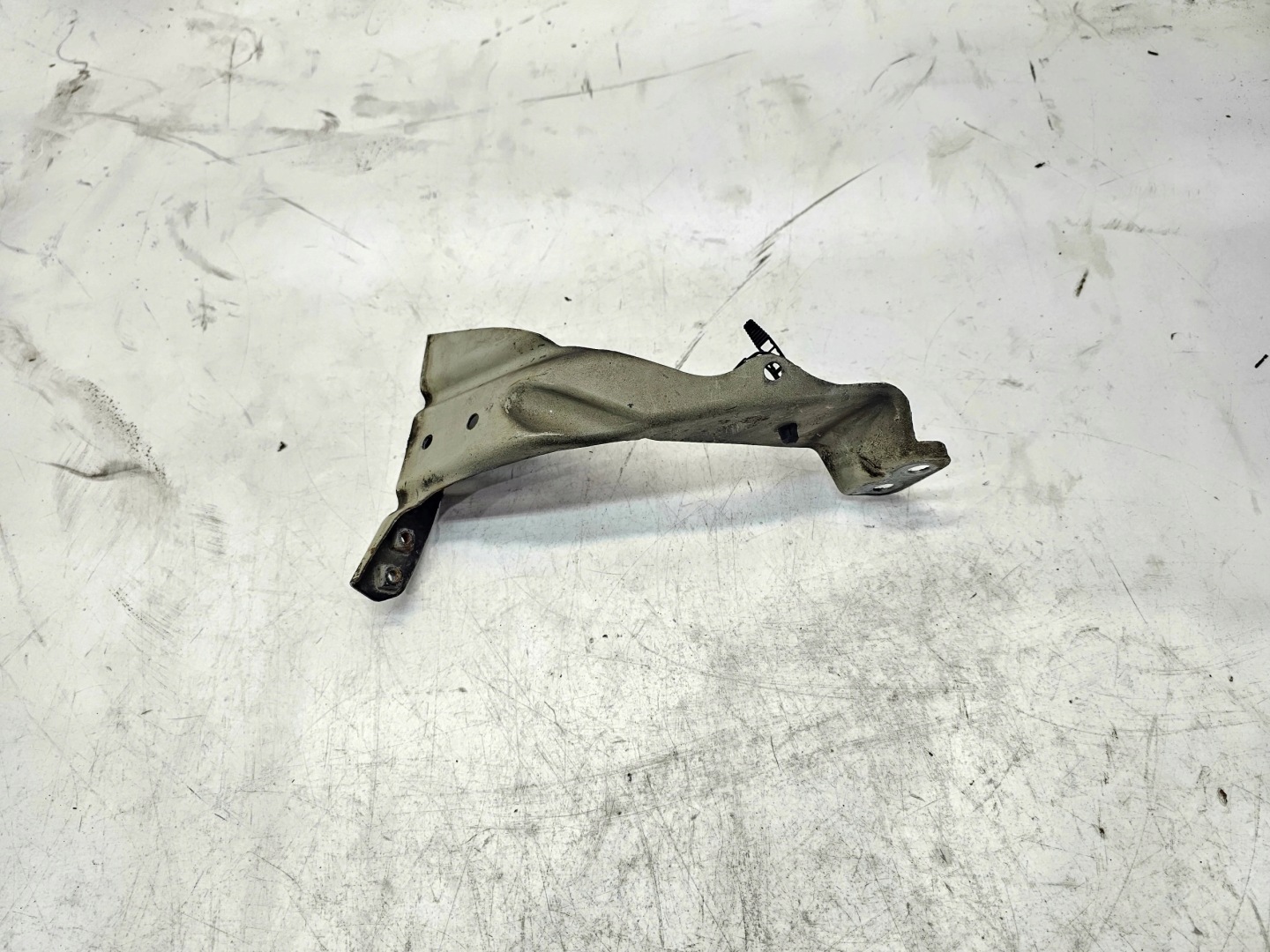 Consolle staffa parafango Destra Anteriore AUDI A4 B7 8E0821135A