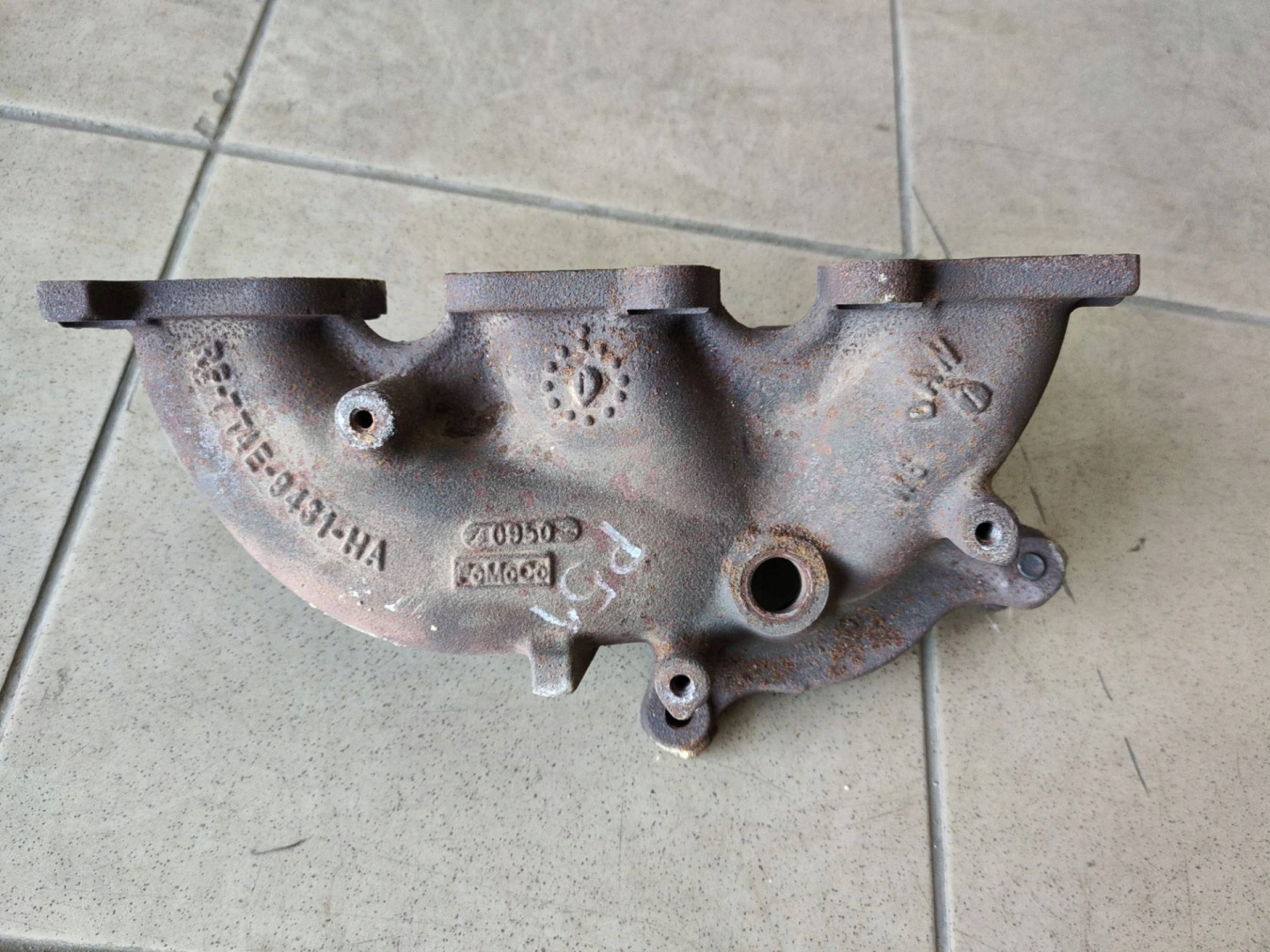 exhaust manifold Mazda CX-9 facelift 2010 RF-7T4E-9431-HA