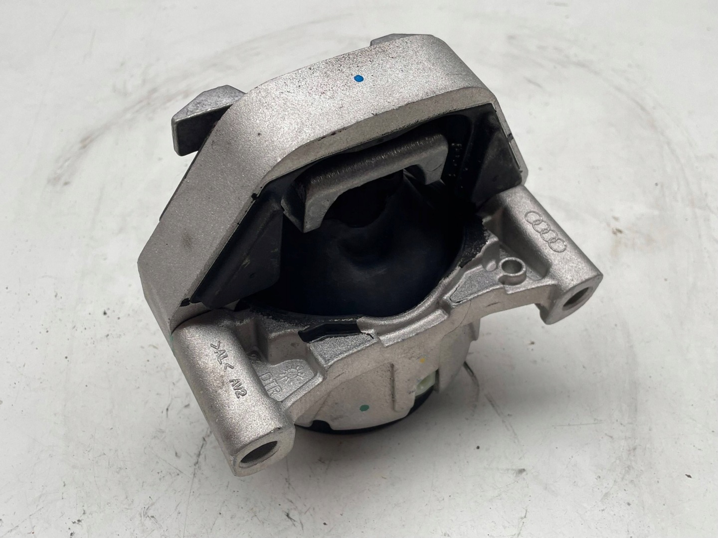 AUDI A6 A7 C7 A4 A5 Q5 2,0 TDI engine mount right 4G0199381NF !J