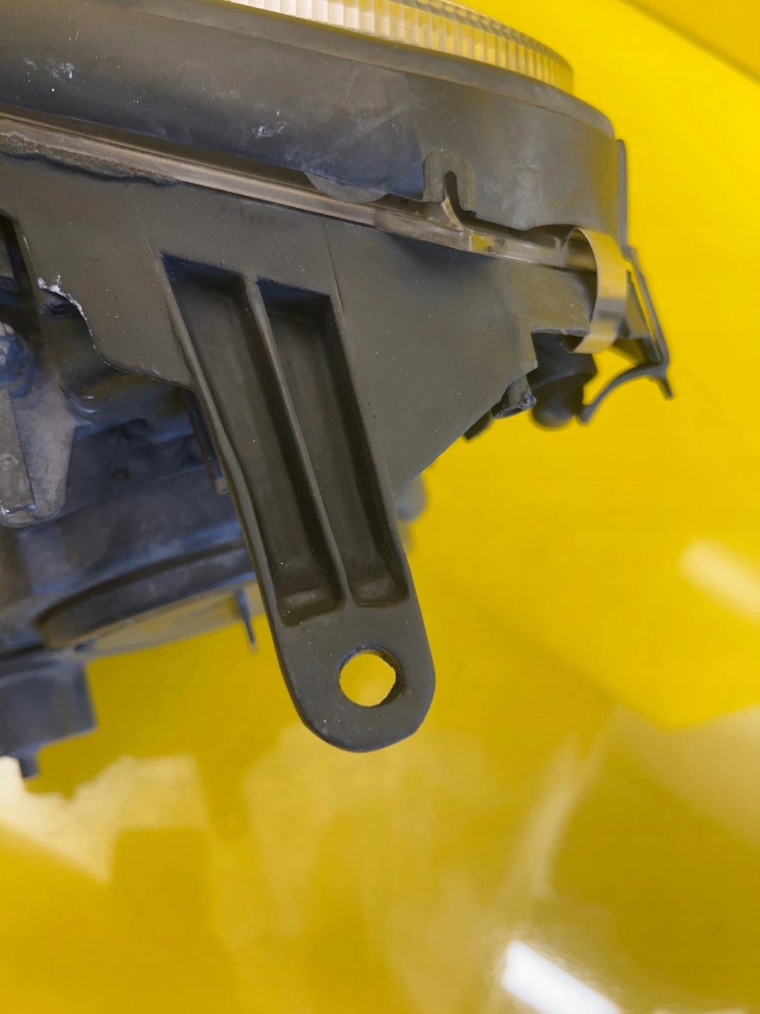 light right front Mercedes W211 Bi-Xenon