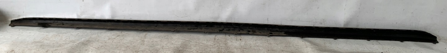 moulding threshold right TIGUAN II R-LINE 5TA853250R