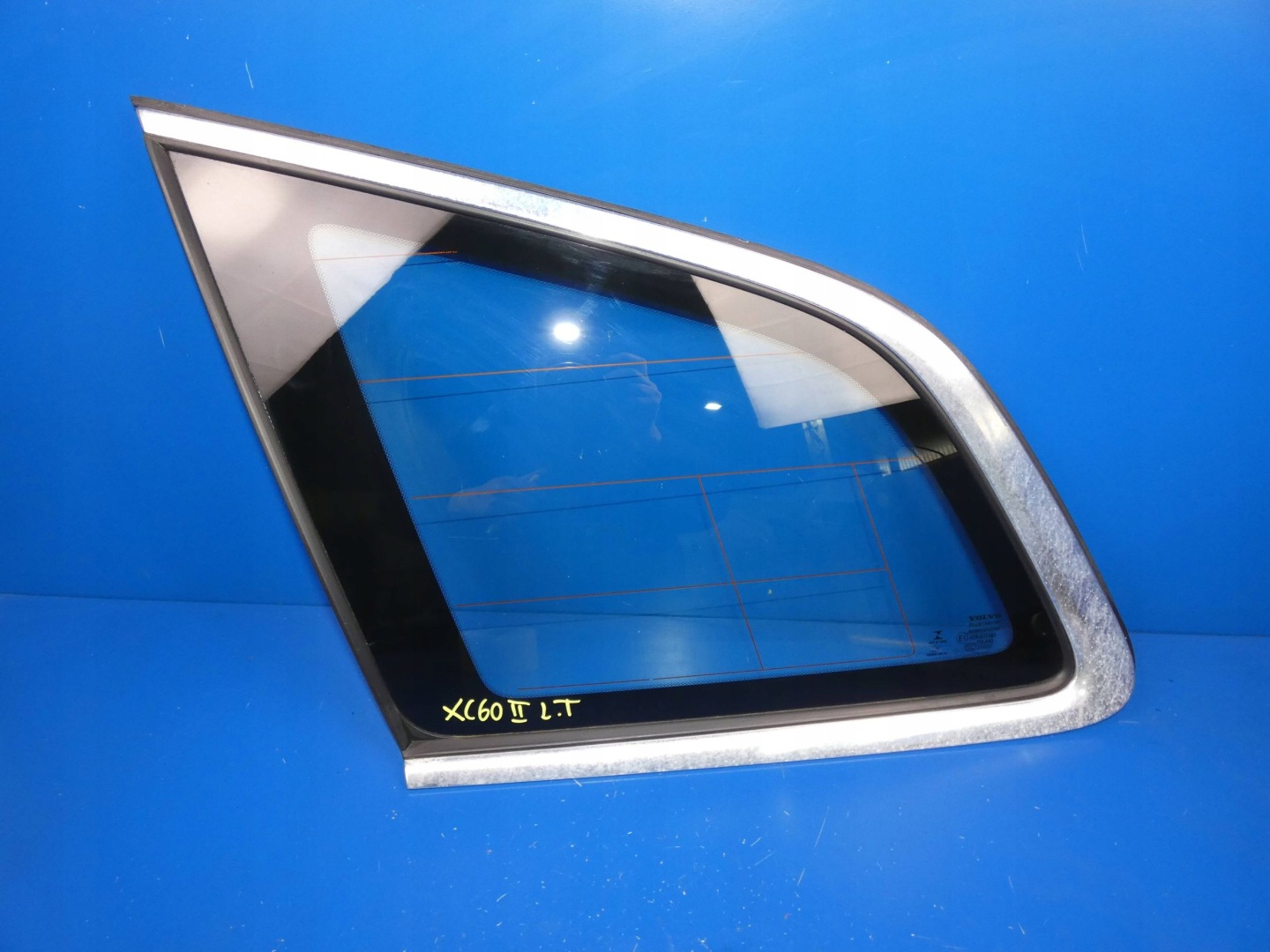 VOLVO XC60 II window bodywork left rear part rear left