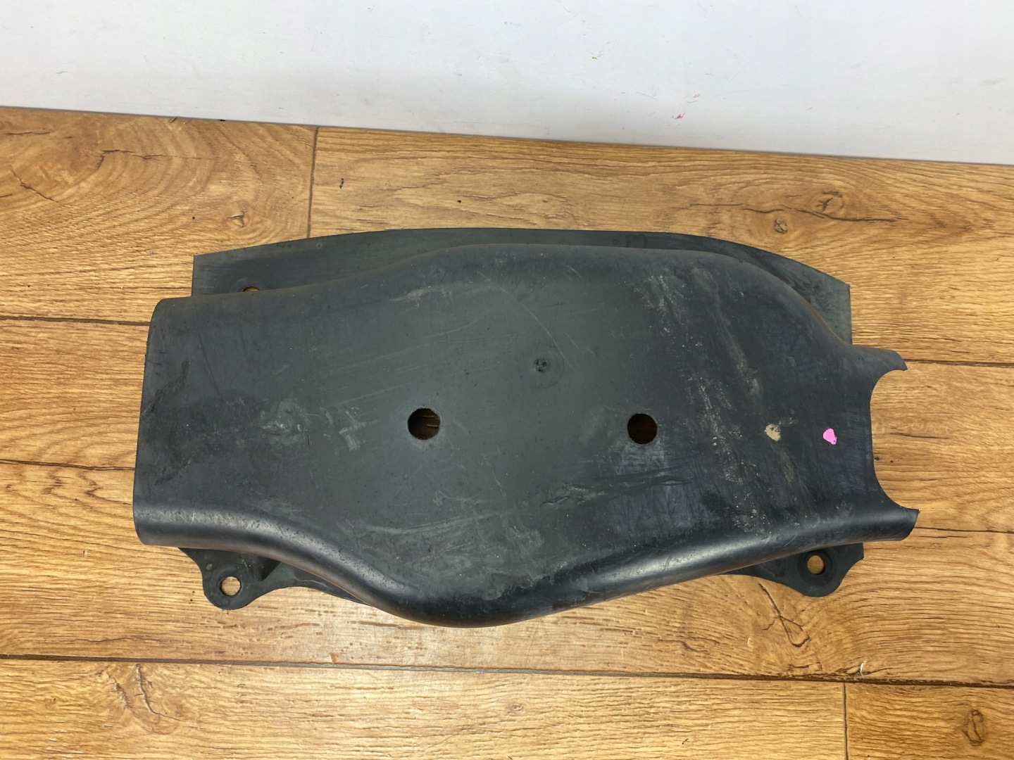 Blende Abdeckung des Querlenkers Chevrolet Camaro VI 2016+ USA