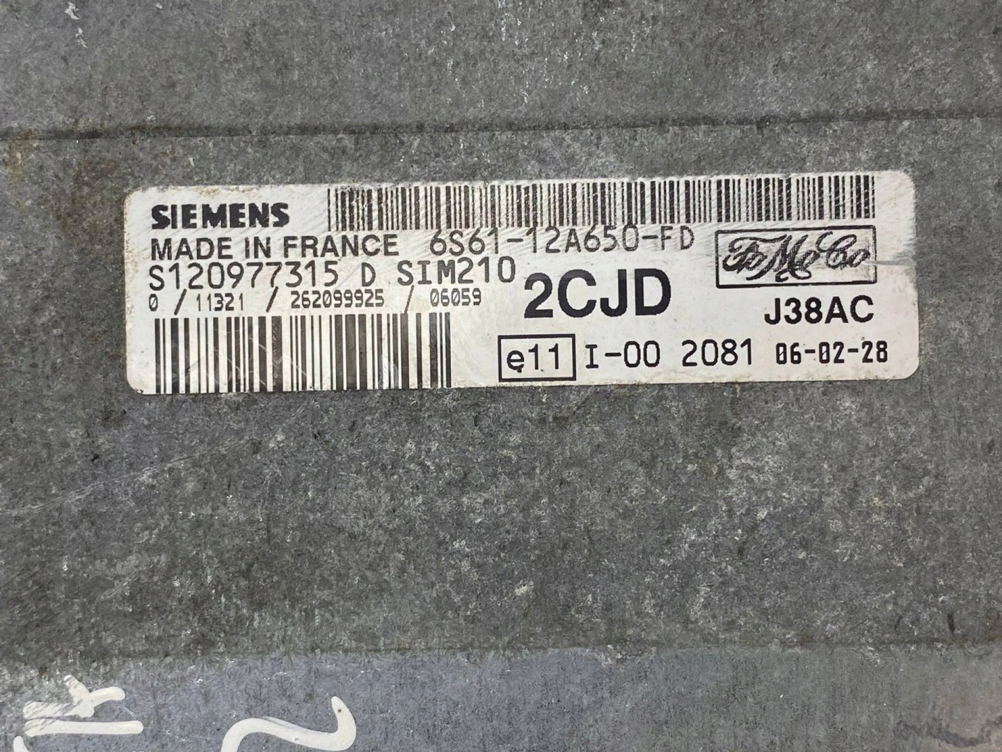 control unit of the engine Ford Fiesta 5 facelift 2006 6S61-12A650-FD