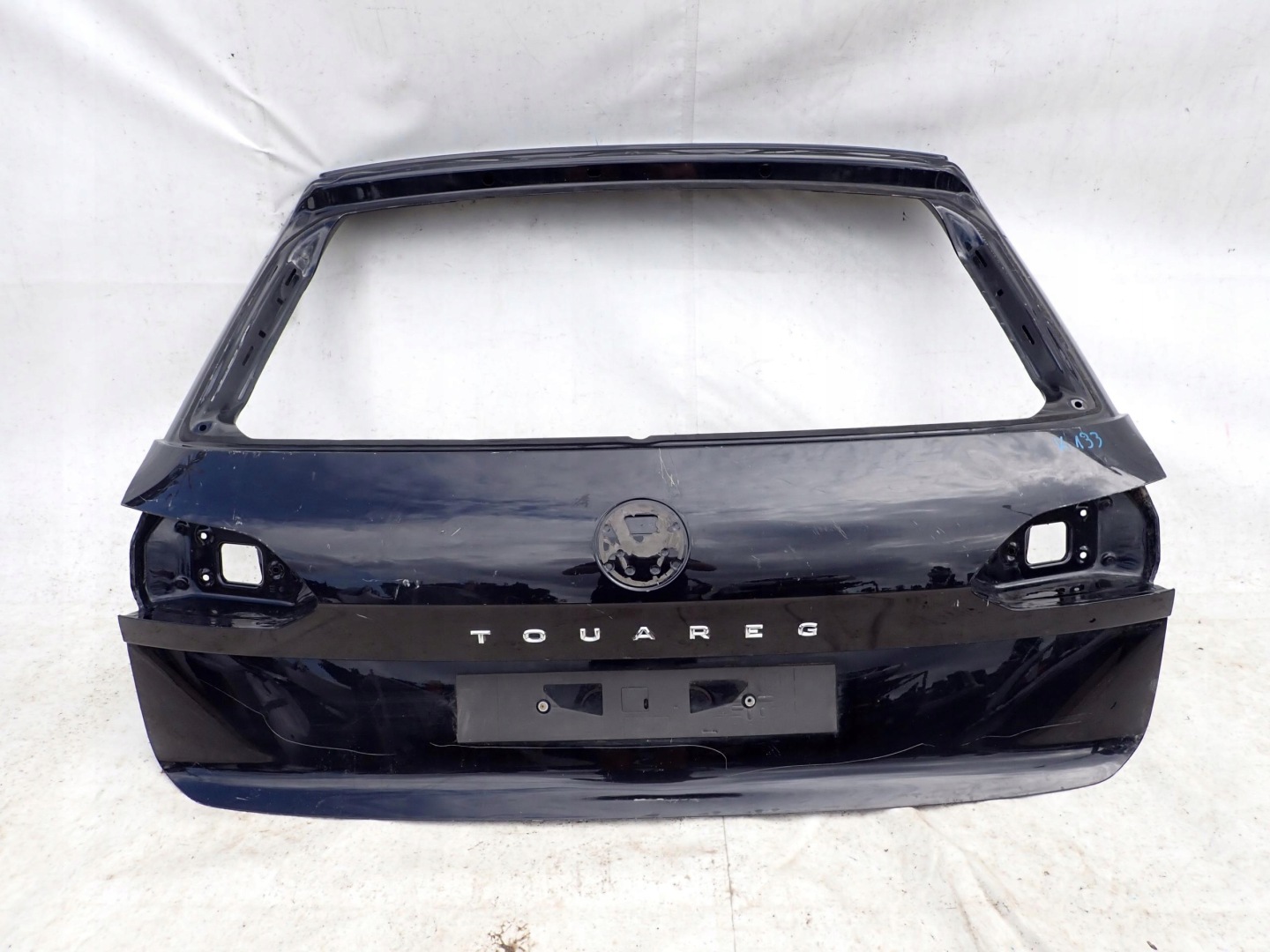 VW TOUAREG III 3 18-> boot door rear
