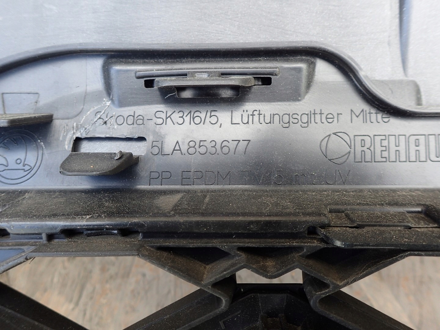 bumper front front SKODA ENYAQ EV 5AC 5LA 2021