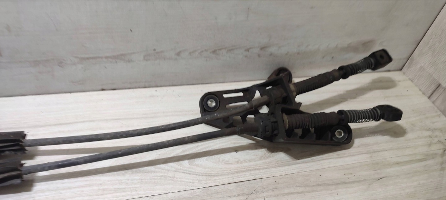 Volkswagen Caddy 2017 gear lever changes of the gear / upper