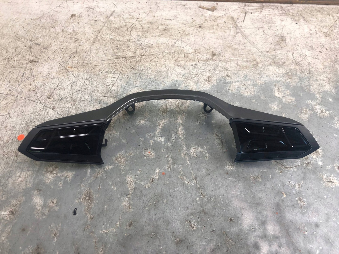 MULTIFUNKCJA DOTYKOWA Volant CUPRA BORN 10E959442C
