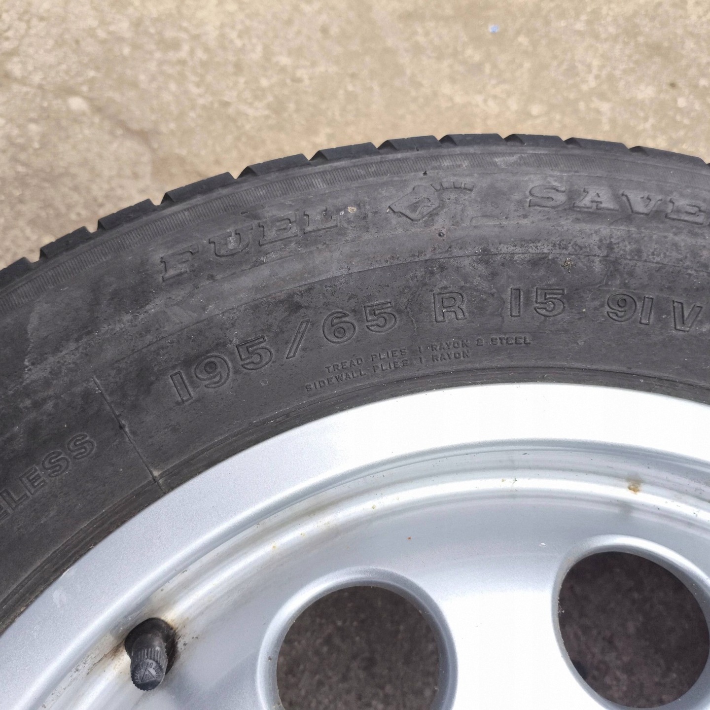 disc 15 Audi A3 S3 8L 2002 (tyre gratis)