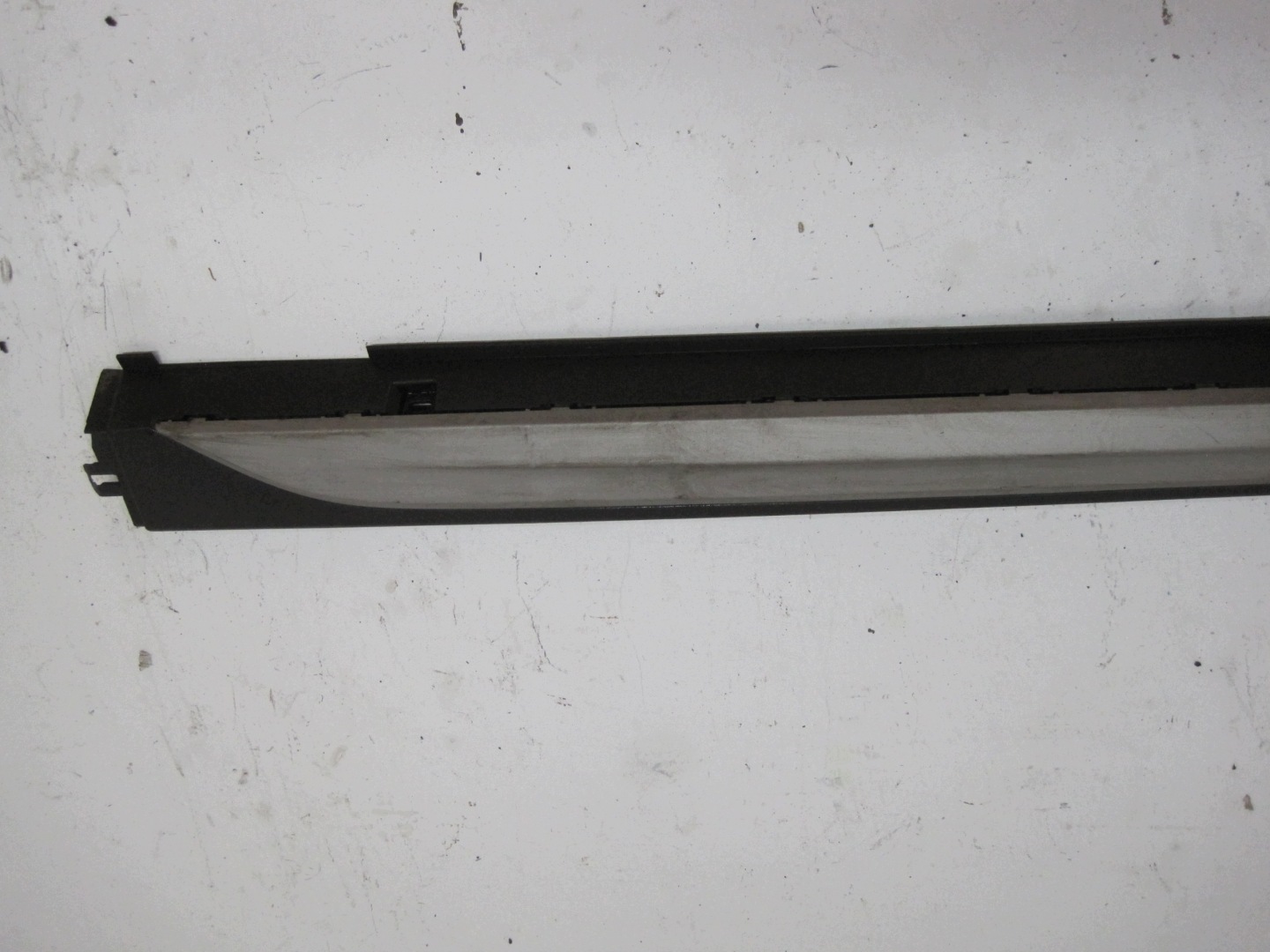 cap moulding threshold VW TAIGO 2G7 left