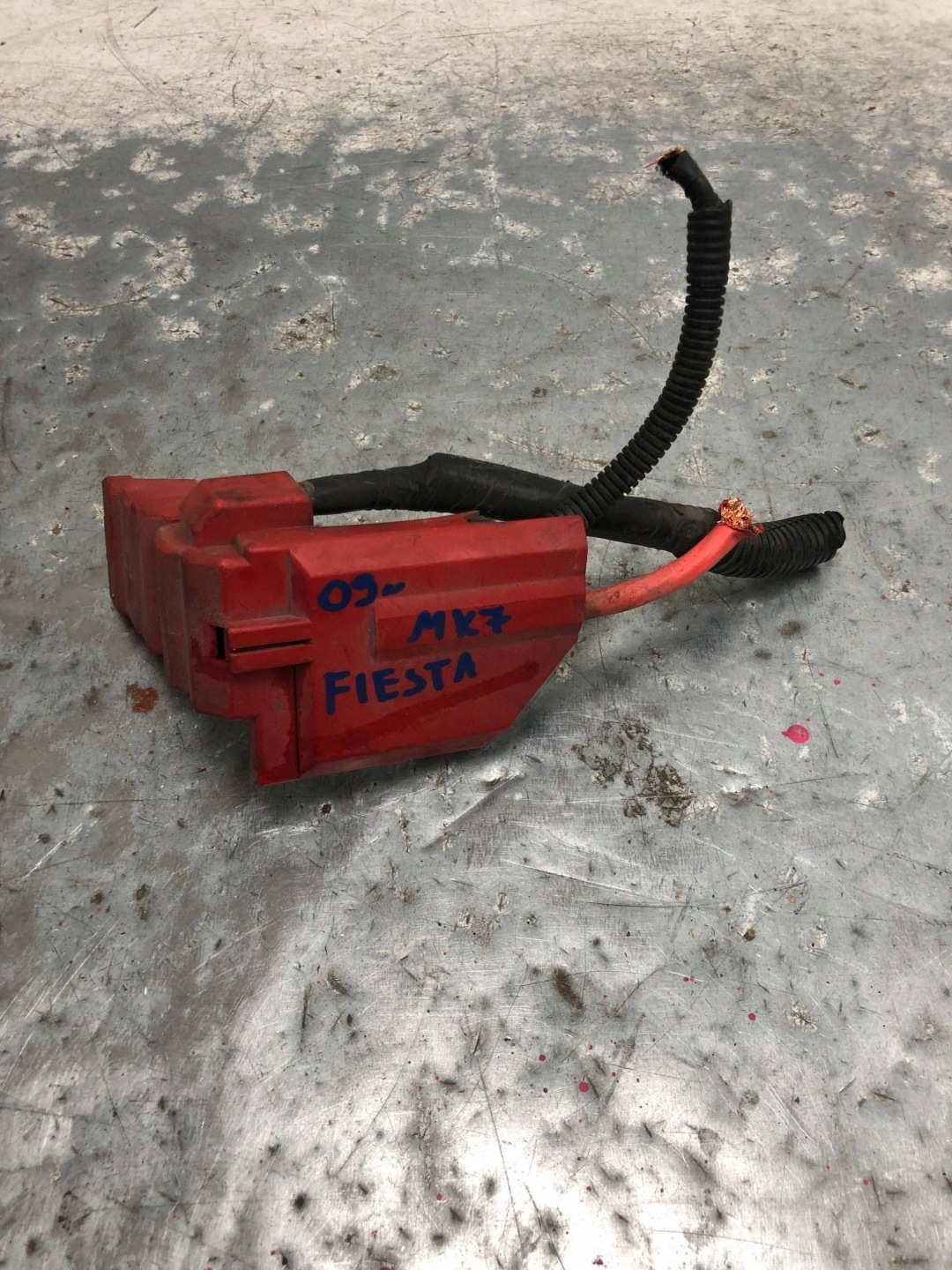 terminal plus FORD FIESTA MK7 8V51-14A075-AA