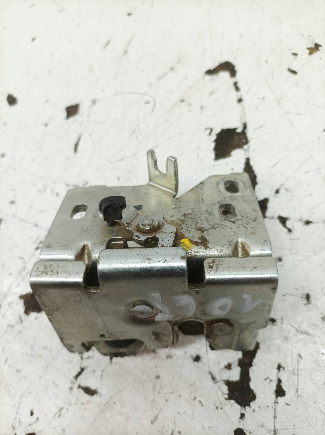 de la serrure du capot coffre Ford Transit Courier et (2014- )