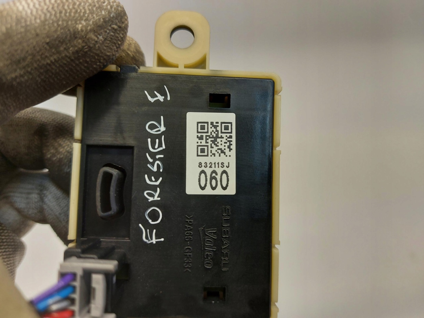 SUBARU Forester V SK LIFT switch trybu running 83211SJ060