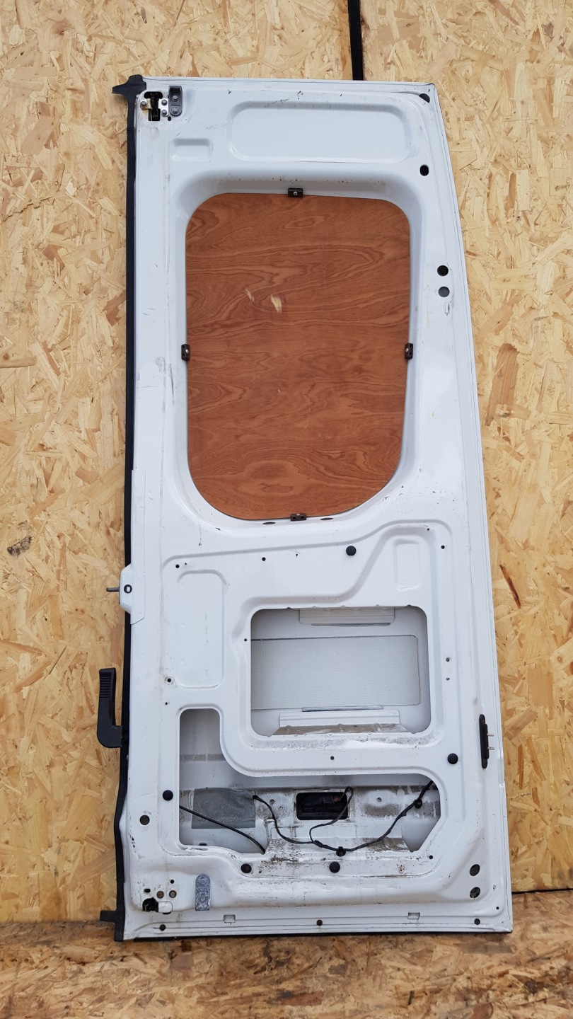 IVECO DAILY 2015 tür heck hinten links BIALE