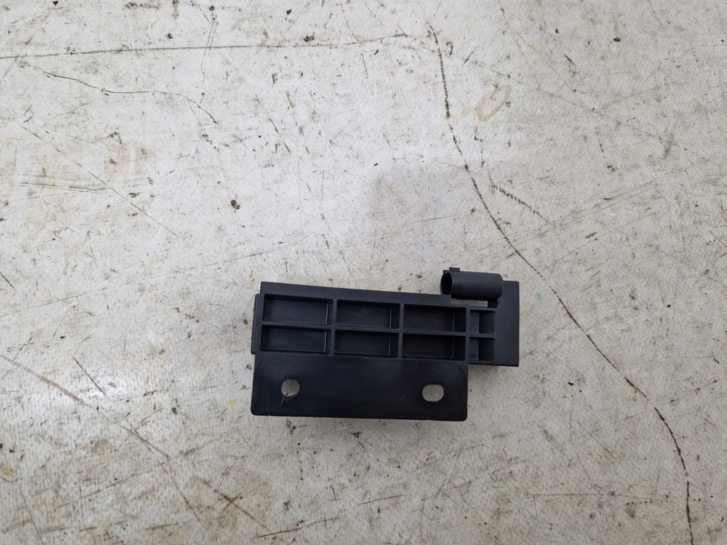 DODGE CHARGER 2019- amplifier ANTENY KEYLESS 68067753AA