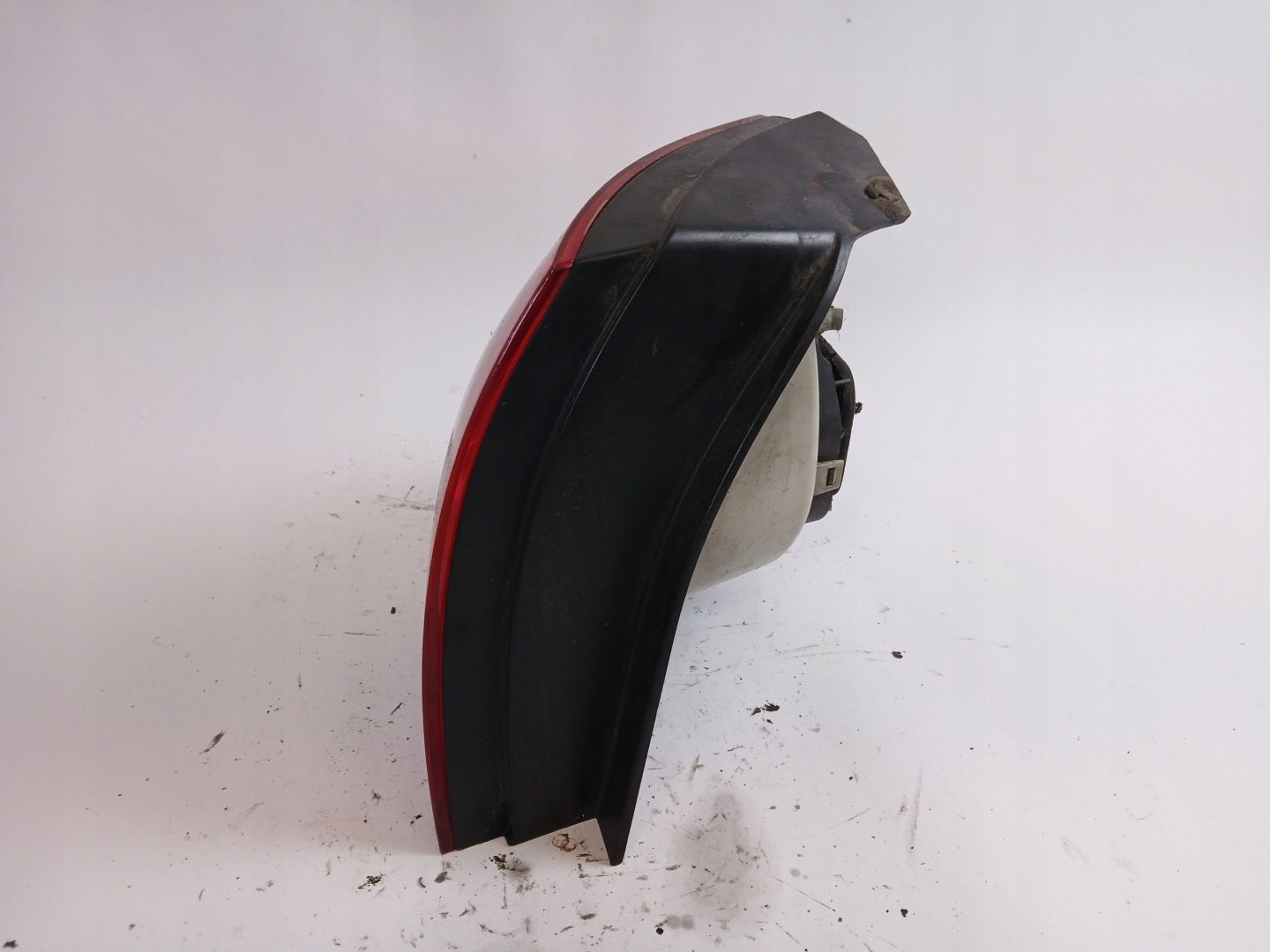 VW GOLF V HB light left rear part 1K6945095E