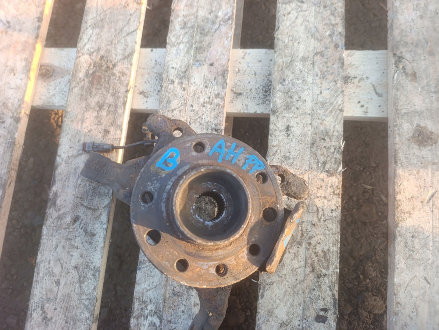 swing Z of the pivot right front right front OPEL ASTRA H Z with the sensor ABS