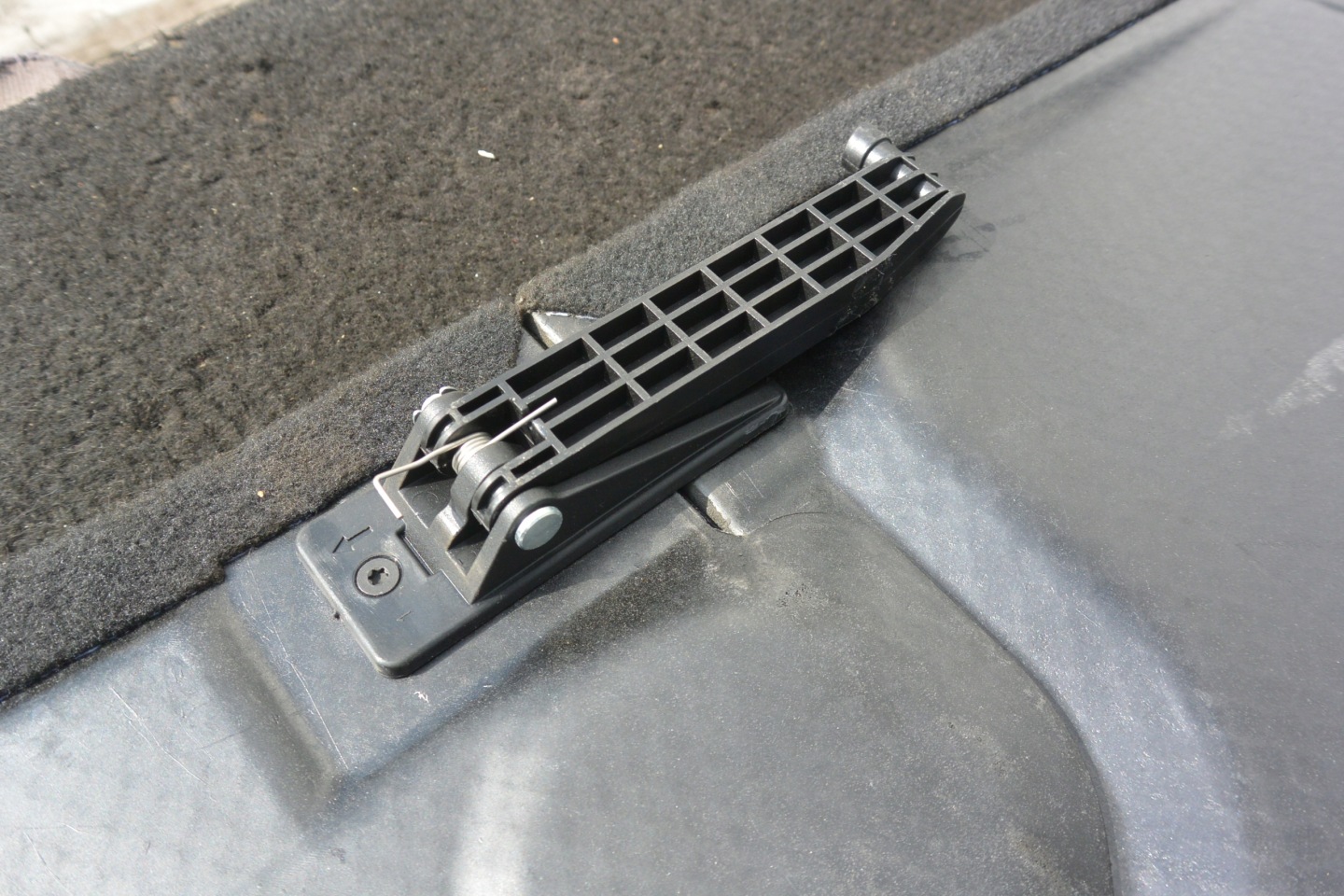 floor boot BMW 5-SERIA G30 530E HYBRYDA