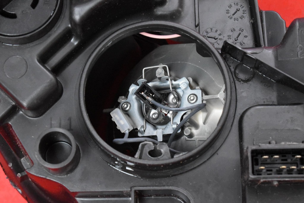 REFLEKTOR left light front EU 9684381980/02 CITROEN C4 1 and 04-08
