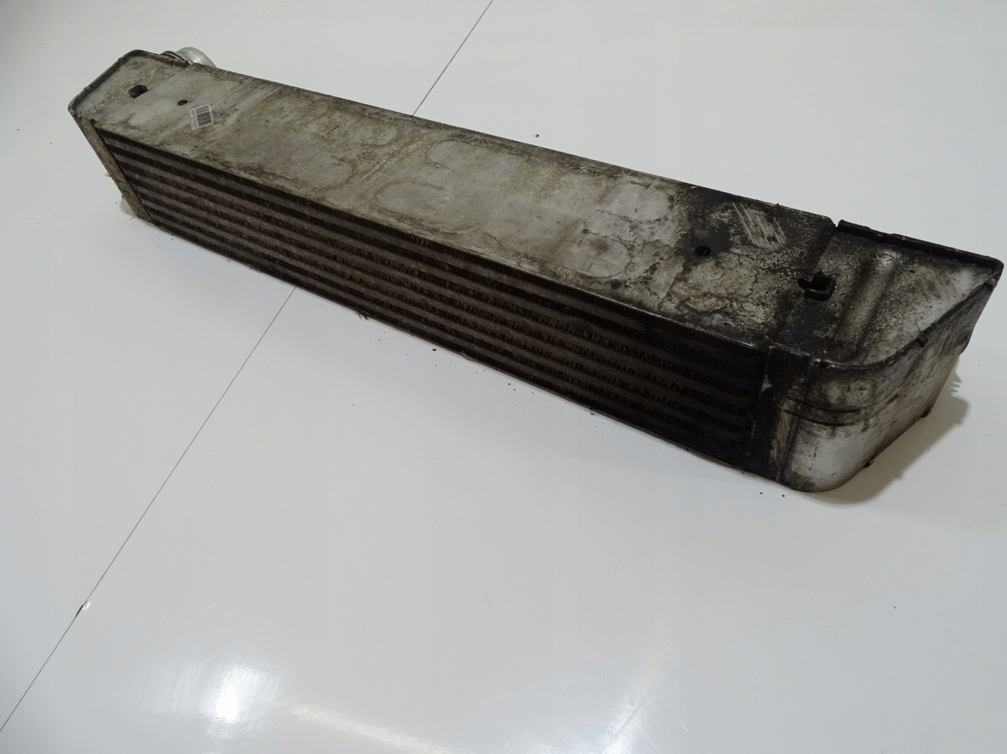 Kühler INTERCOOLER BMW E60 E61 204D4 7795823 (4642737)