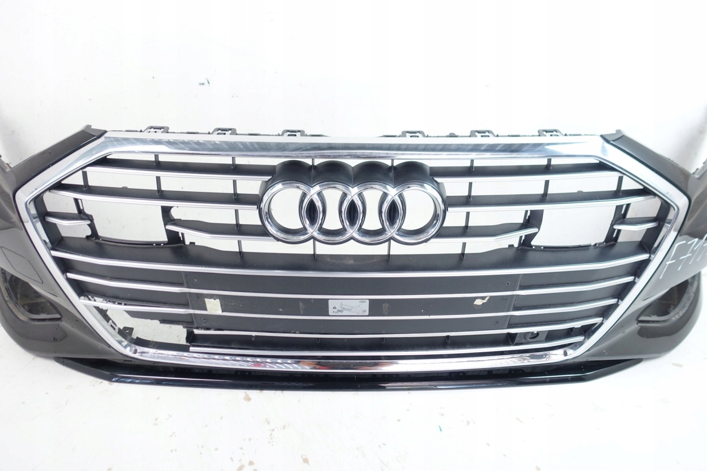 AUDI A6 C8 4K0 2019- bumper front front 4K0807437A
