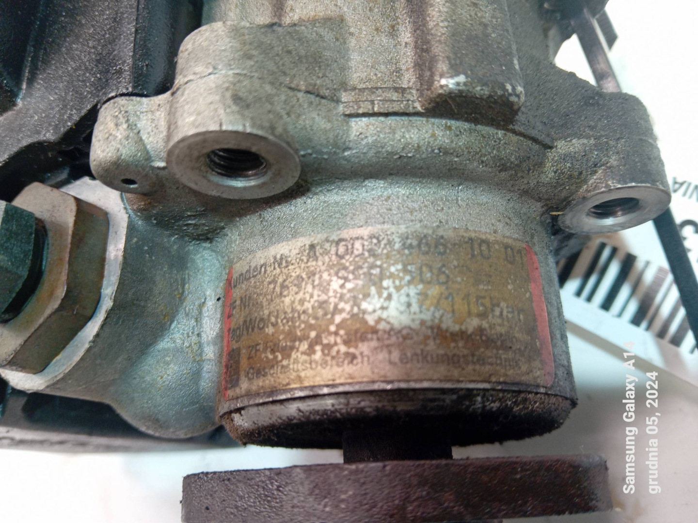servo pump 768900506 MERCEDES KLASA E W210