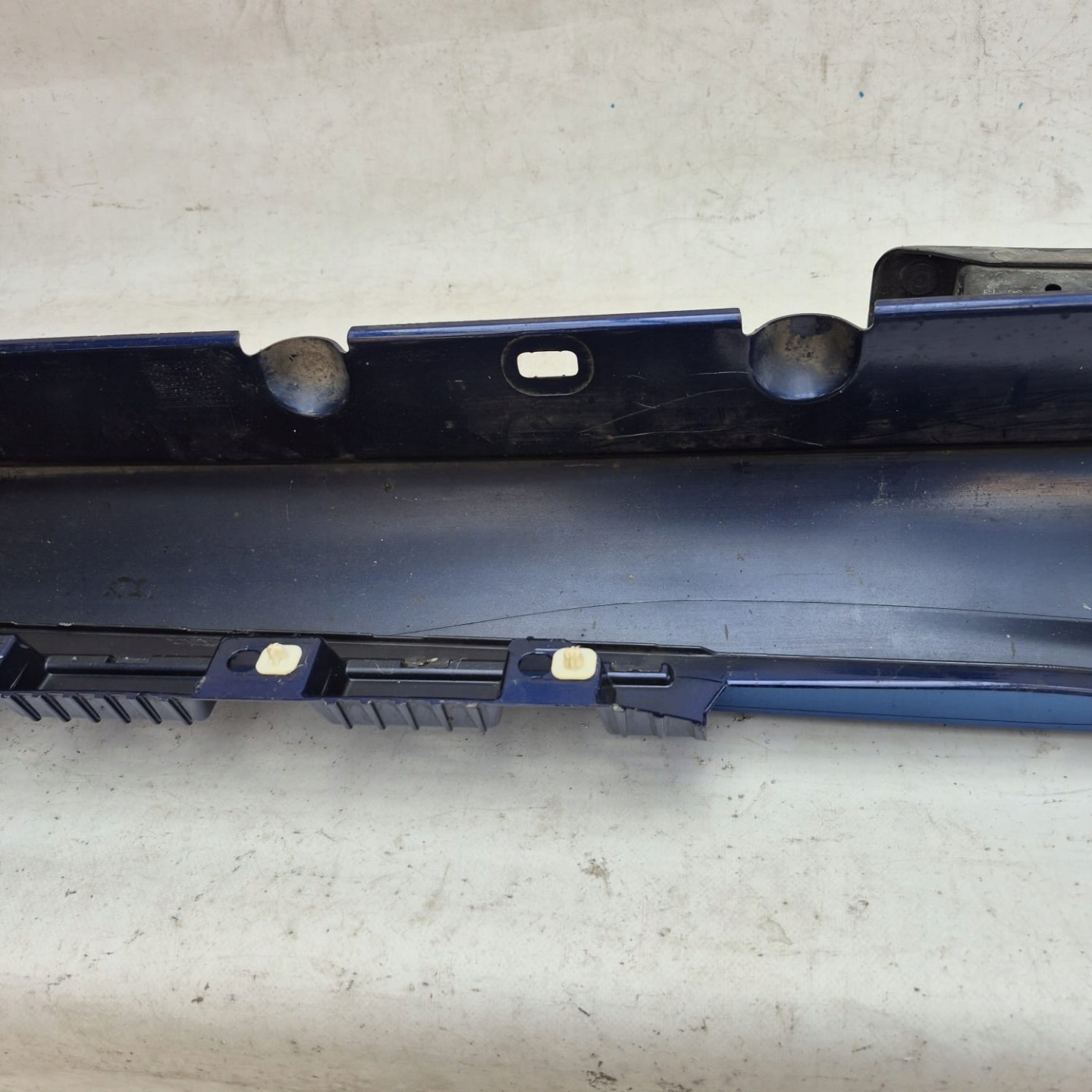 MERCEDES E-KLASA W207 C207 COUPE AMG 09- moulding threshold left A2076901740