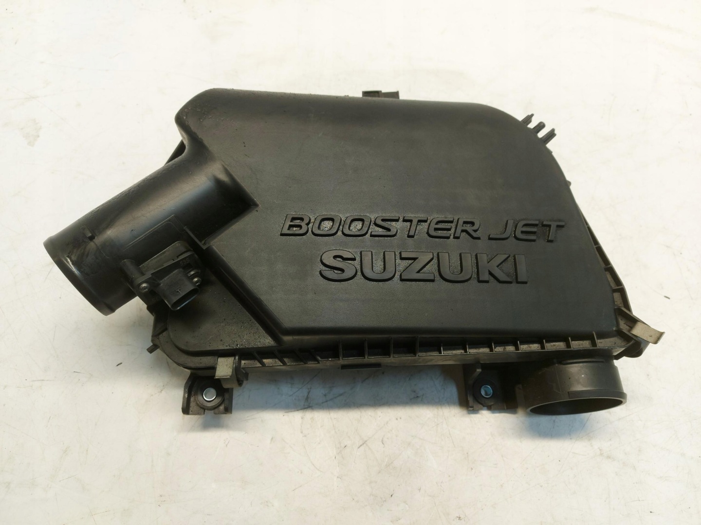 Suzuki SX4 S-cross II, 2023r Gehäuse filter luft Luftmassenmesser