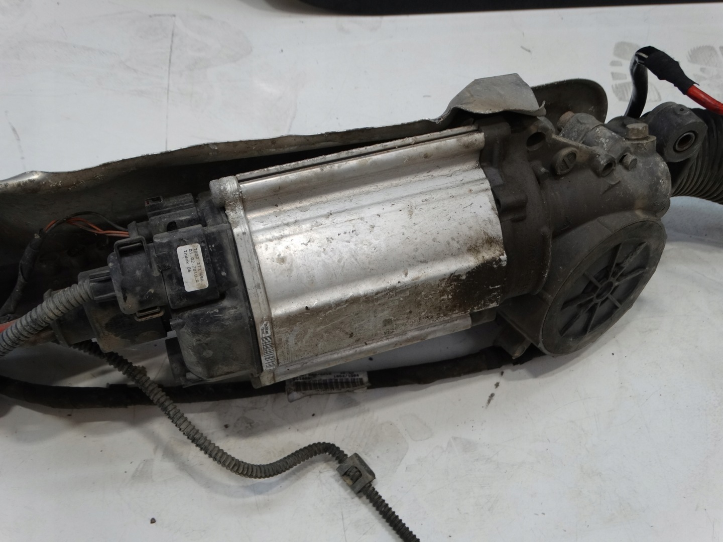 control drag rod servo steering VW GOLF VI plus 2013R. 172TYS.KM