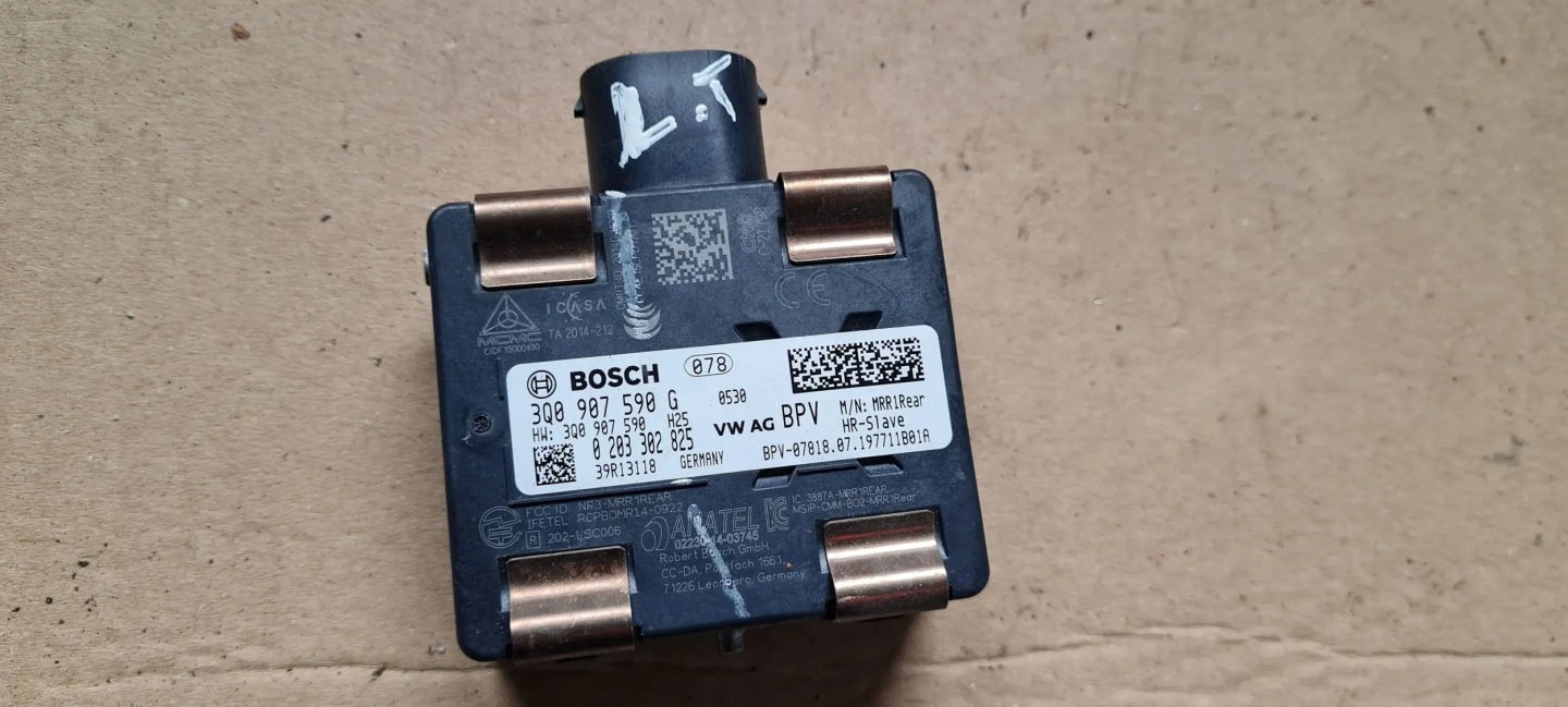 Q3 83A RADAR ACC SENSOR DISTRONIC left rear part VW AUDI 3Q0907590G