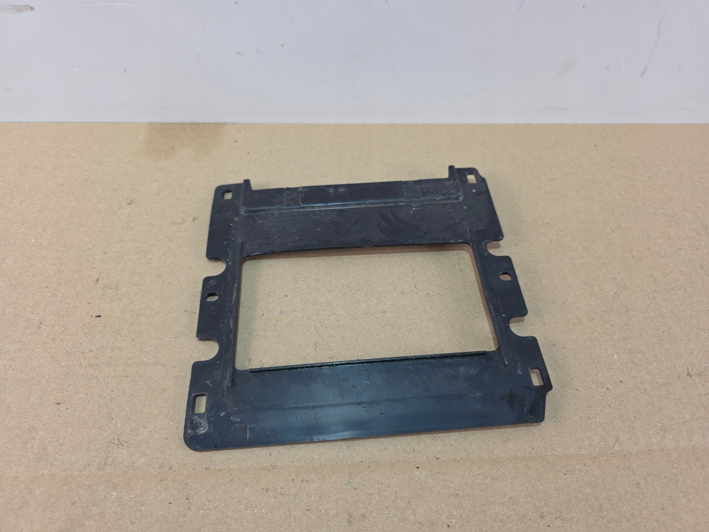 bracket holder VOLVO XC90 II LIFT 31657529