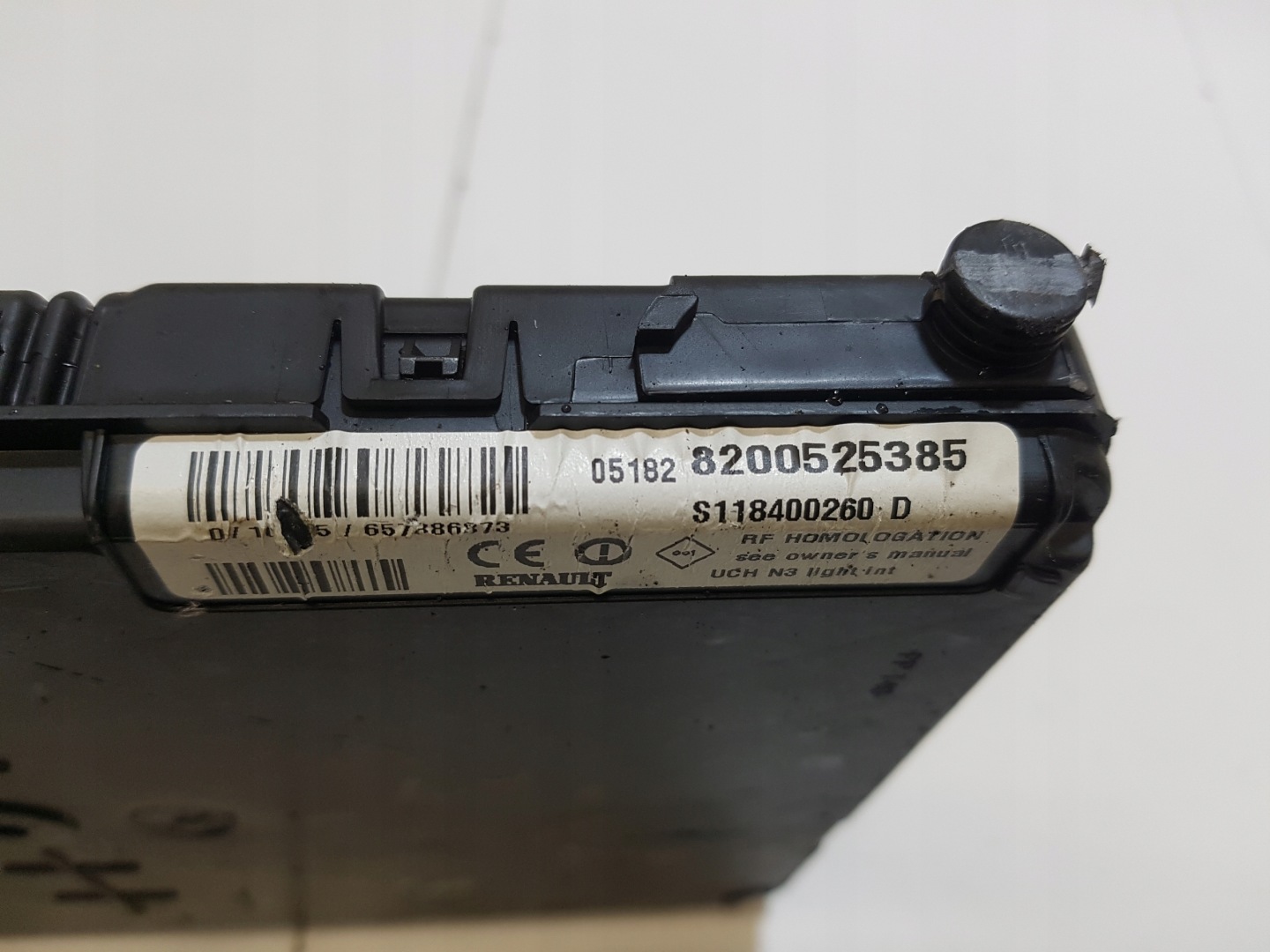 Module UCH RENAULT SCENIC 2 8200525385